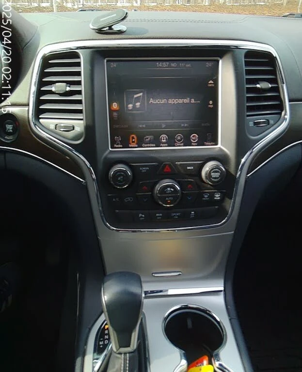 Jeep Grand cherokee 4WD* OVERLAND* ОБДУХ* ПОДГРЕВИ* HARMAN KARDON* PAN, снимка 14 - Автомобили и джипове - 54169639