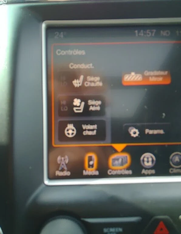 Jeep Grand cherokee 4WD* OVERLAND* ОБДУХ* ПОДГРЕВИ* HARMAN KARDON* PAN, снимка 13 - Автомобили и джипове - 54169639