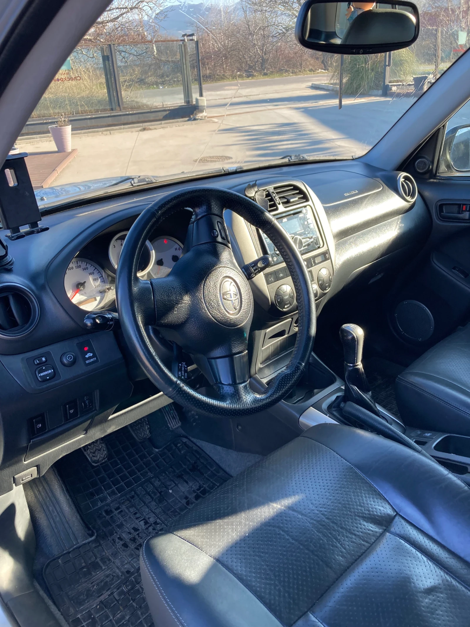 Toyota Rav4  - изображение 5