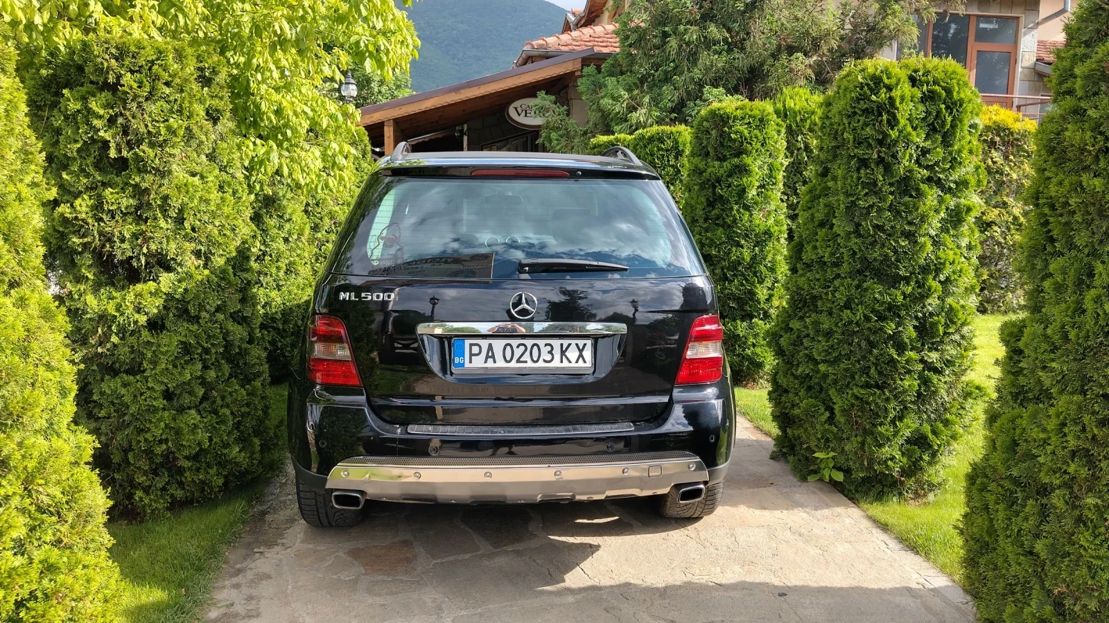 Mercedes-Benz ML 500 - изображение 4