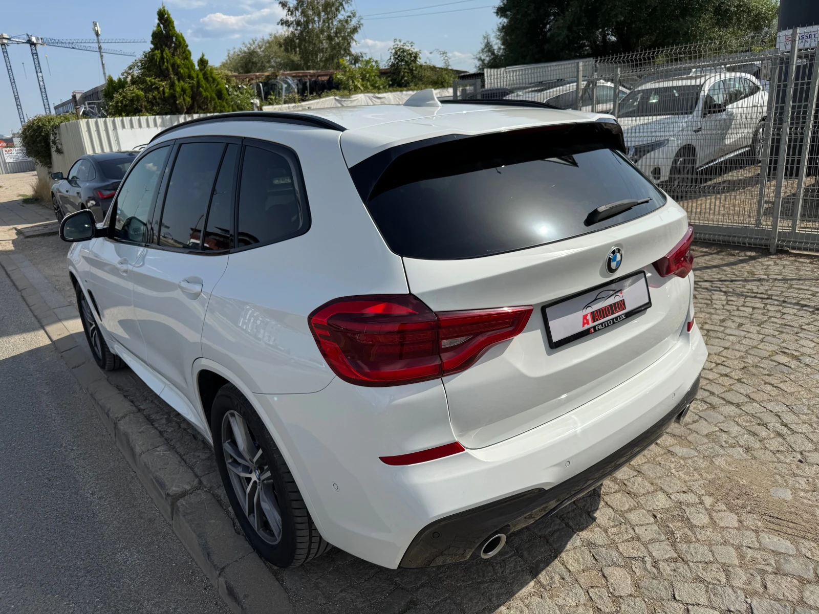 BMW X3 X DRIVE 20i - изображение 4