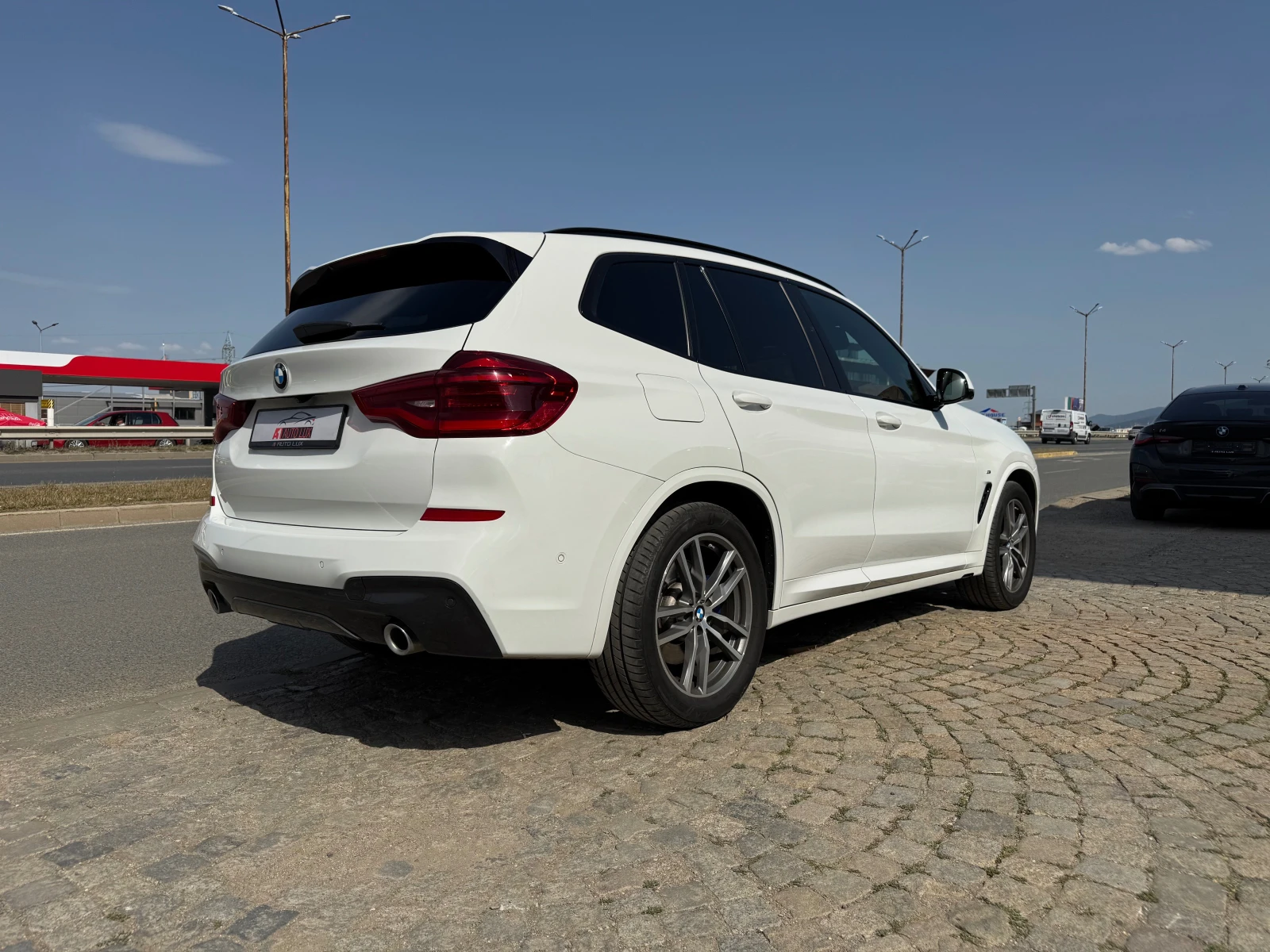 BMW X3 X DRIVE 20i - изображение 6
