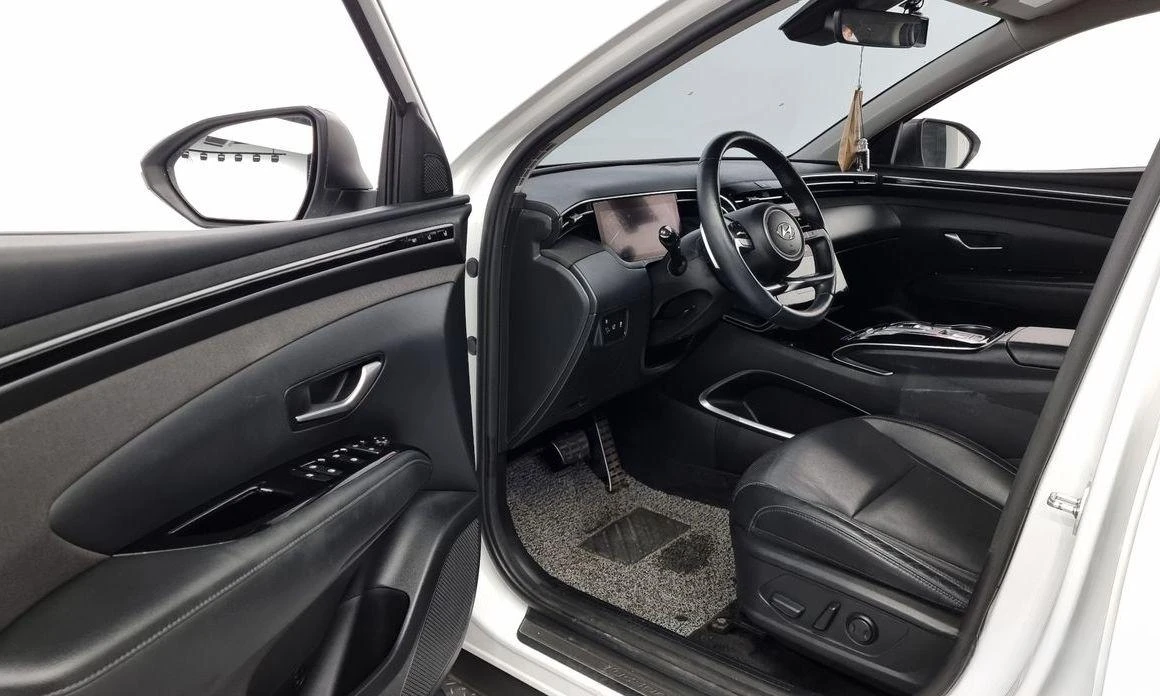 Hyundai Tucson Gasoline 1.6 Turbo 2WD Inspiration - изображение 10