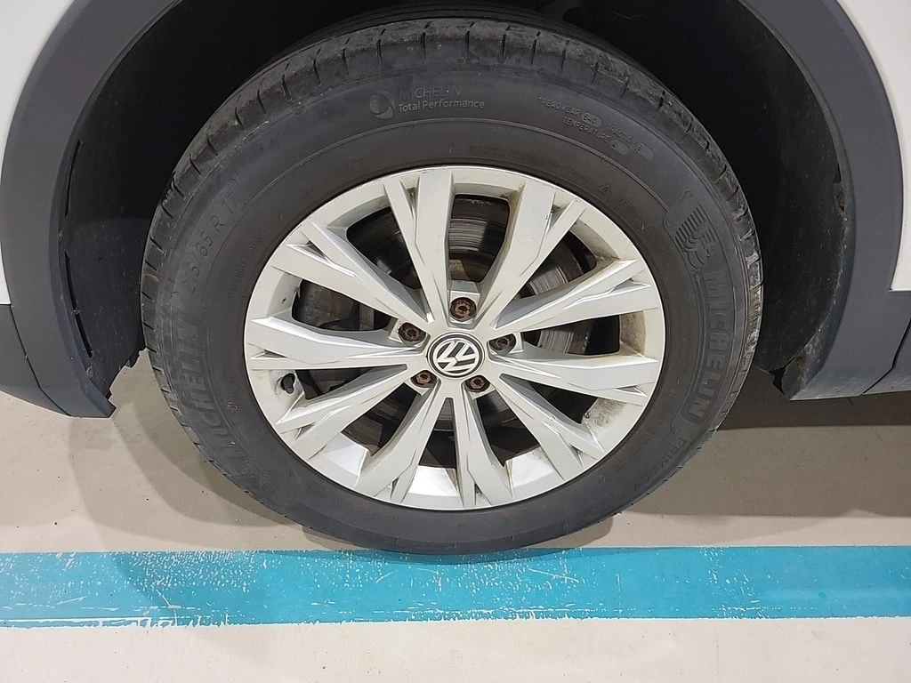 VW Tiguan * S * CARFAX *    | Mobile.bg   17