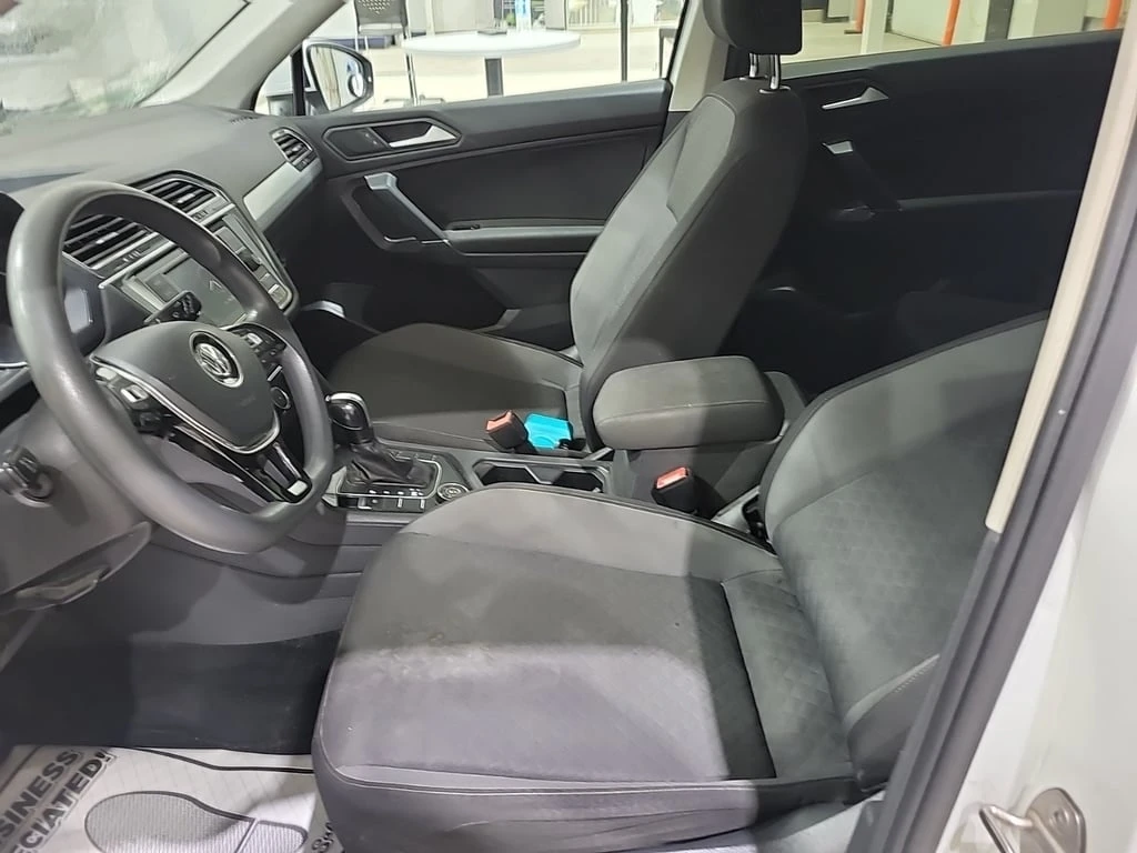 VW Tiguan * S * CARFAX *    | Mobile.bg   5