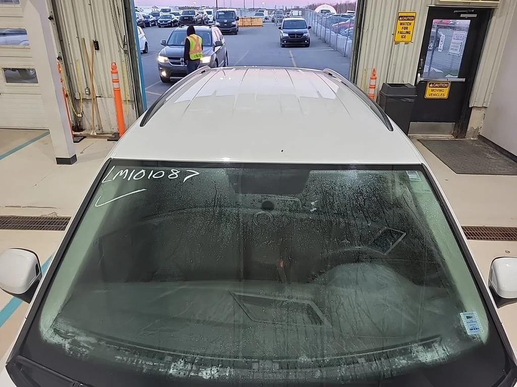 VW Tiguan * S * CARFAX *    | Mobile.bg   8