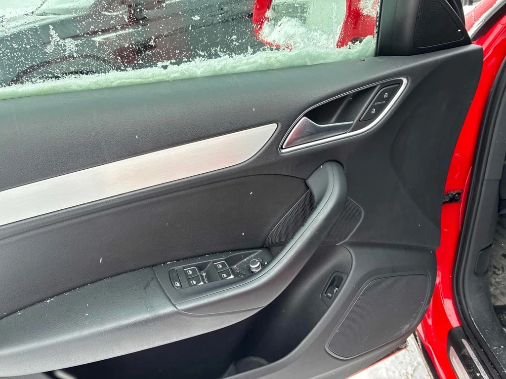 Audi Q3 Progressiv/CAMERA/PANO/NAVI/�������� | Mobile.bg � ����������� 12