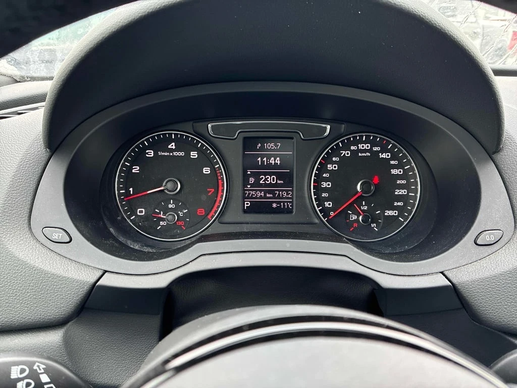 Audi Q3 Progressiv/CAMERA/PANO/NAVI/�������� | Mobile.bg � ����������� 8