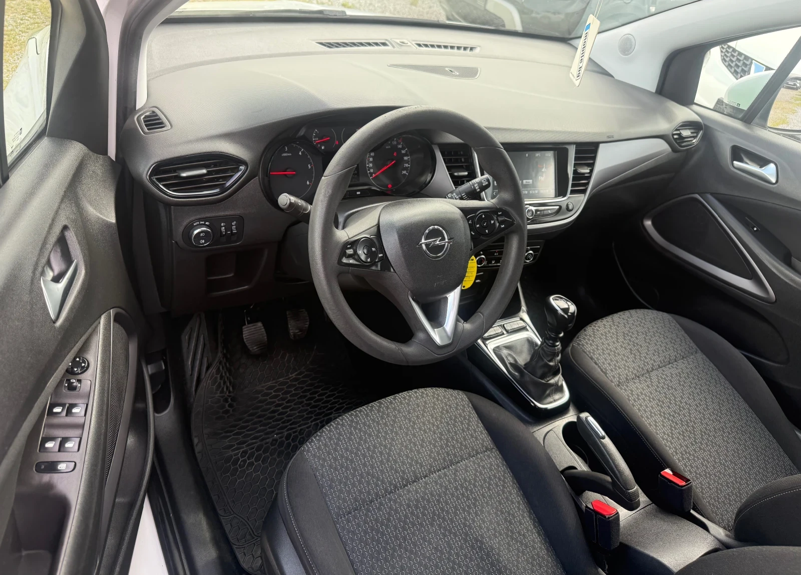Opel Crossland X 1.5TURBOD* EURO6D* CAMERA* CARPLAY* , снимка 8 - Автомобили и джипове - 54855746
