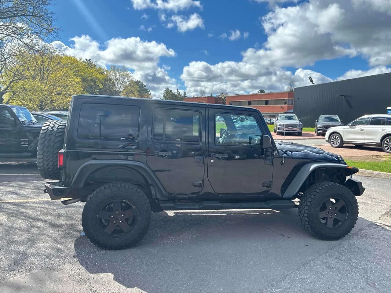 Jeep Wrangler * X * АВТОКРЕДИТ БЕЗ ПЪРВОНАЧАЛНА ВНОСКА* , снимка 3 - Автомобили и джипове - 54921988
