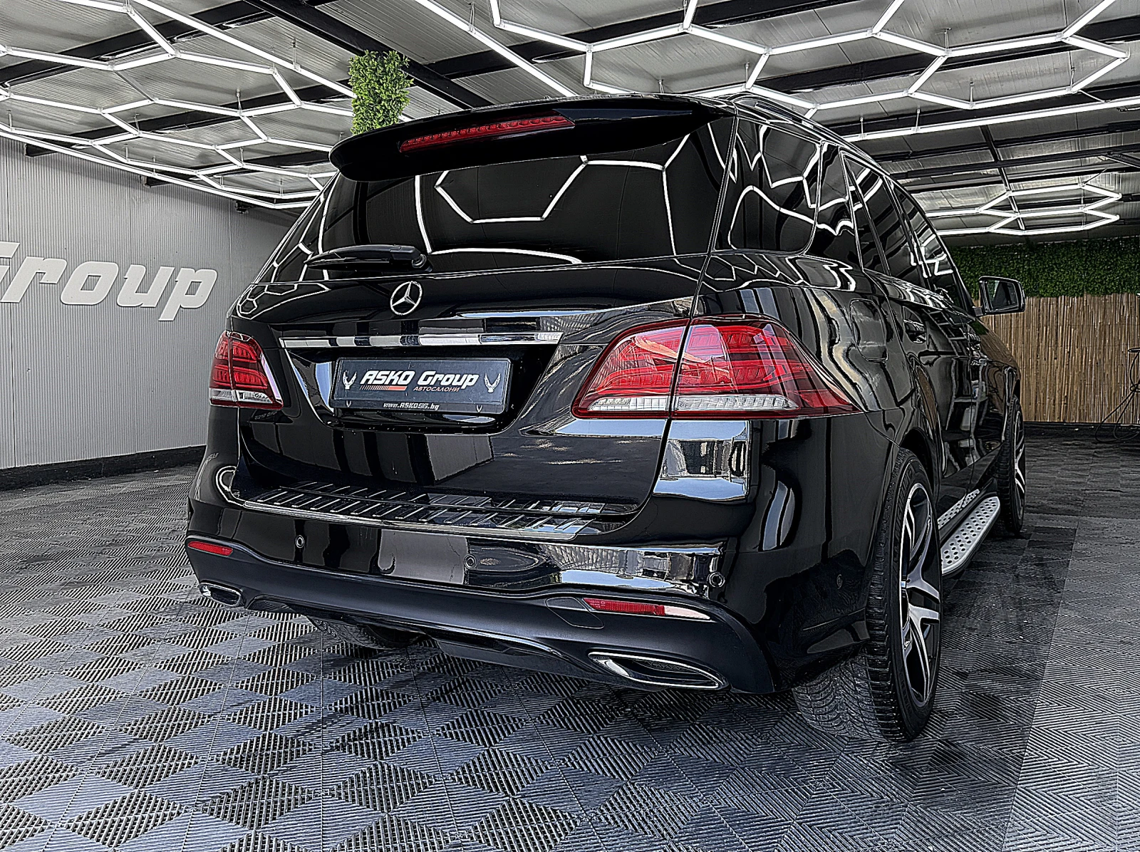 Mercedes-Benz GLE 350 AMG-line/PANORAMA/360-K/СОБСТВЕН ЛИЗИНГ, снимка 6 - Автомобили и джипове - 54937643