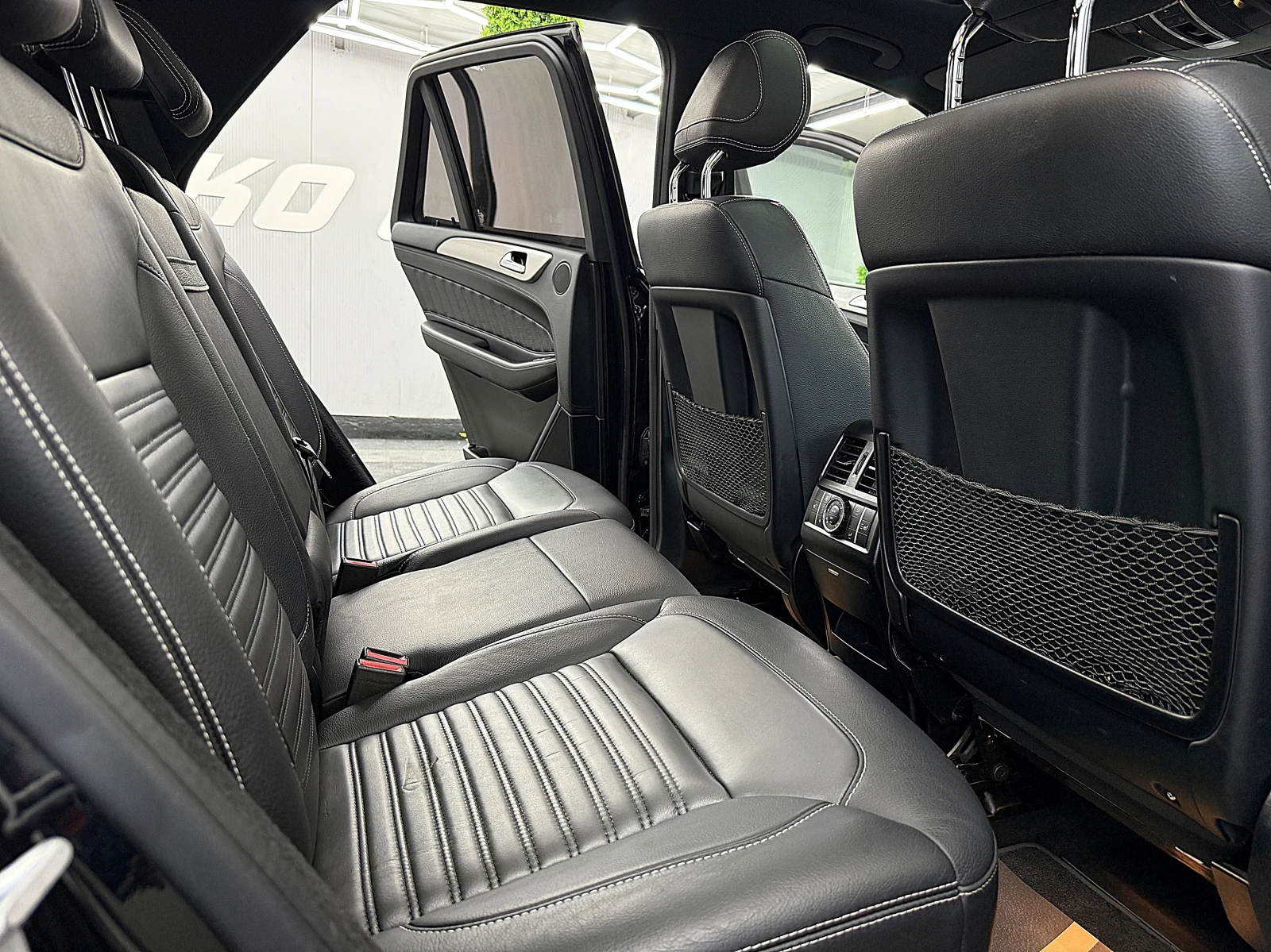 Mercedes-Benz GLE 350 AMG-line/PANORAMA/360-K/СОБСТВЕН ЛИЗИНГ, снимка 9 - Автомобили и джипове - 54937643