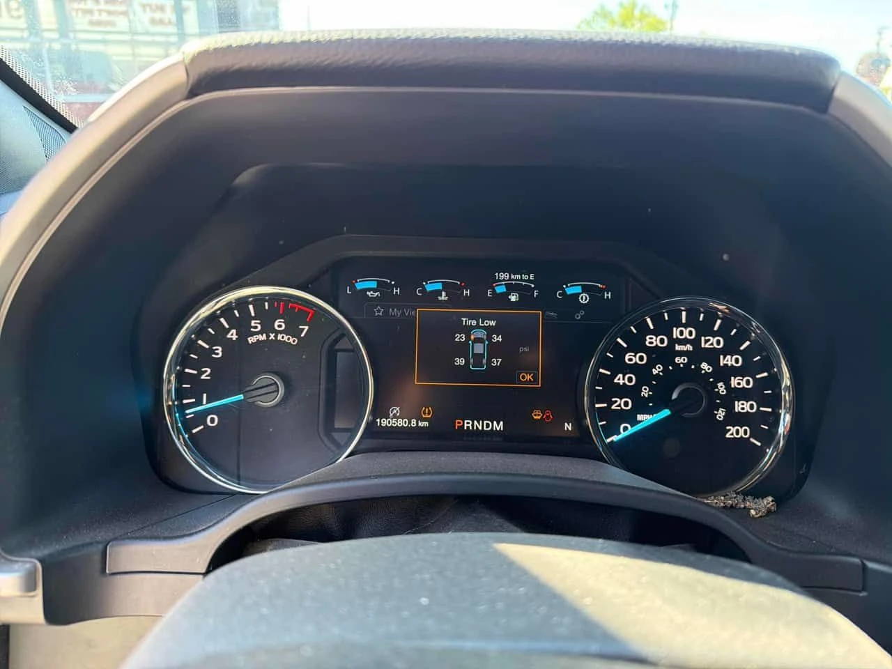 Ford F150 * LARIAT 4WD SuperCrew 5.5' Box * АВТОКРЕДИТ* , снимка 8 - Автомобили и джипове - 54987306