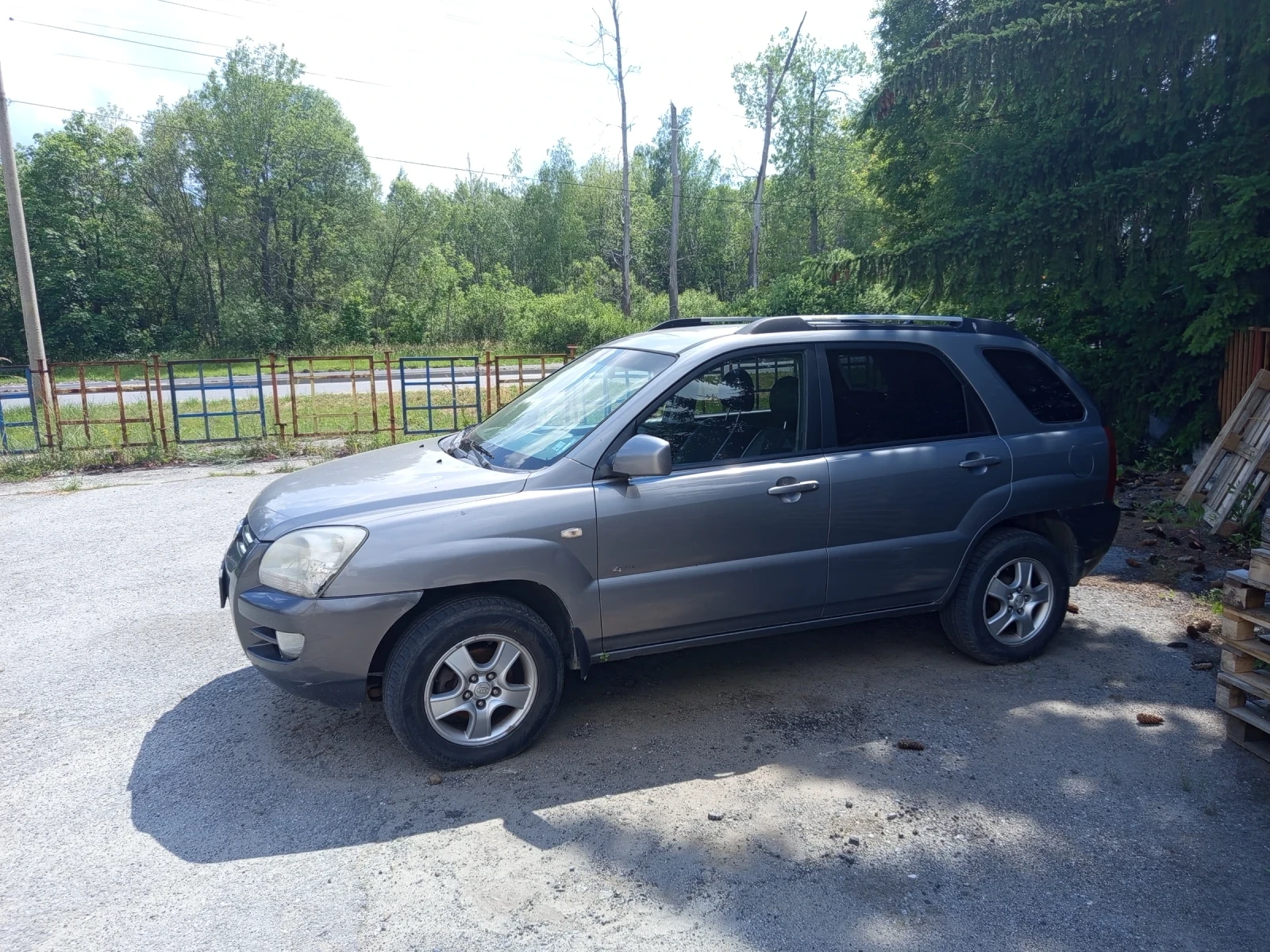 Kia Sportage 2.00i, снимка 5 - Автомобили и джипове - 54999444