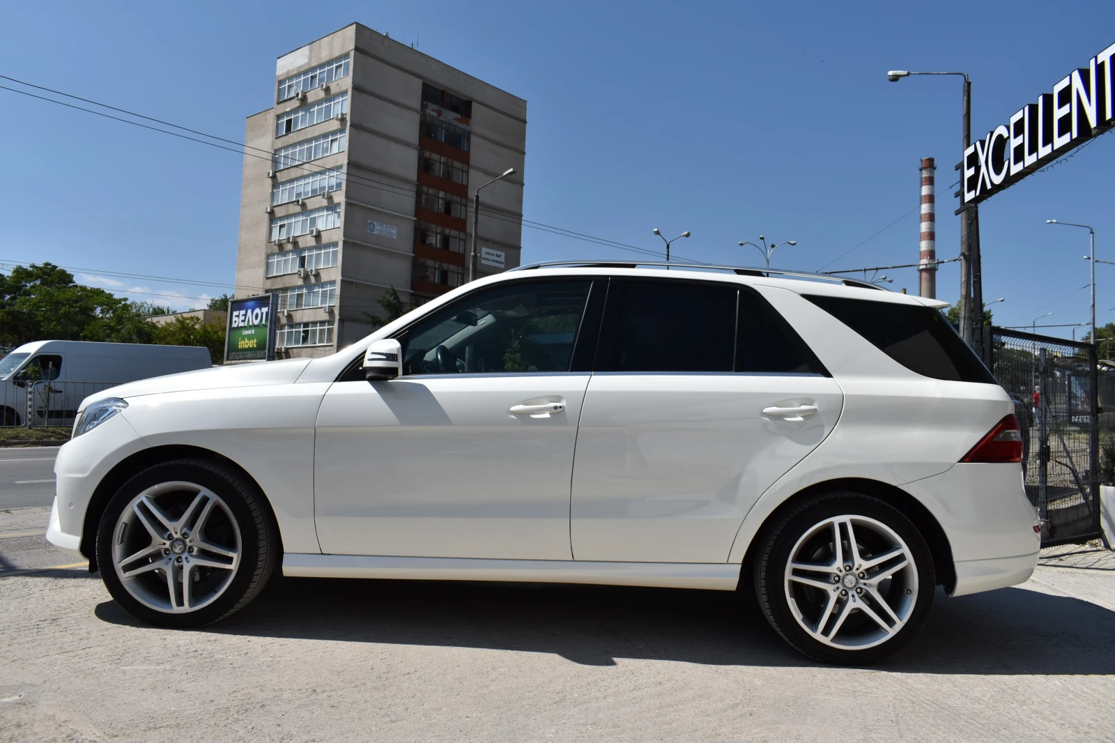 Mercedes-Benz ML 350 AMG-LINE* FULL-LED* 360 CAMERA, снимка 3 - Автомобили и джипове - 55499690