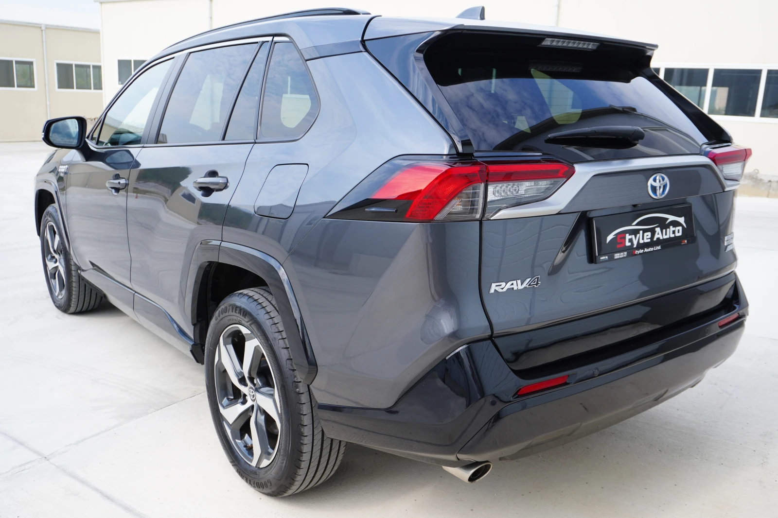Toyota Rav4 2.5 Plug-in hybrid, AWD-i, FACE, 78.000km!!TOP, снимка 3 - Автомобили и джипове - 56040661