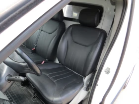Nissan Primastar 2.5dci-НАВИГАЦИЯ-СЕРВИЗНА ИСТОРИЯ-КАТО НОВ!!, снимка 13