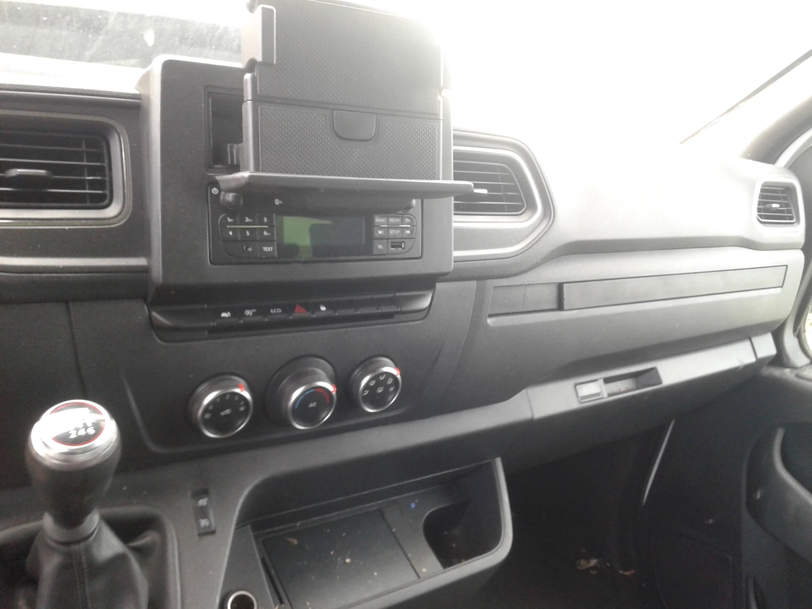Renault Master 2.3д - изображение 2