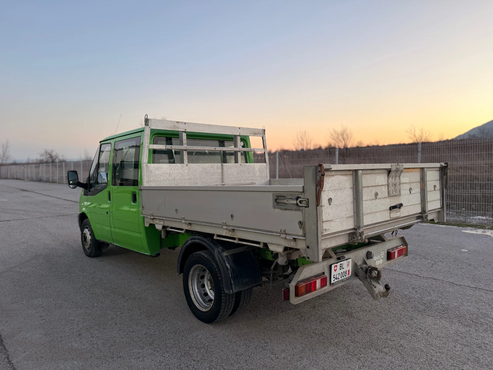 Ford Transit Самосвал / 7 места / Бензин!, снимка 8 - Бусове и автобуси - 53712353