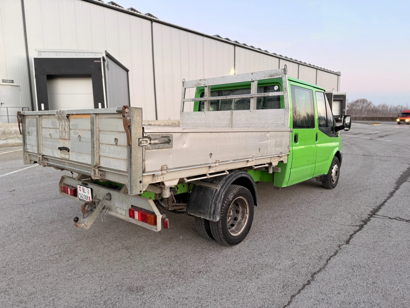 Ford Transit Самосвал / 7 места / Бензин!, снимка 7 - Бусове и автобуси - 53712353