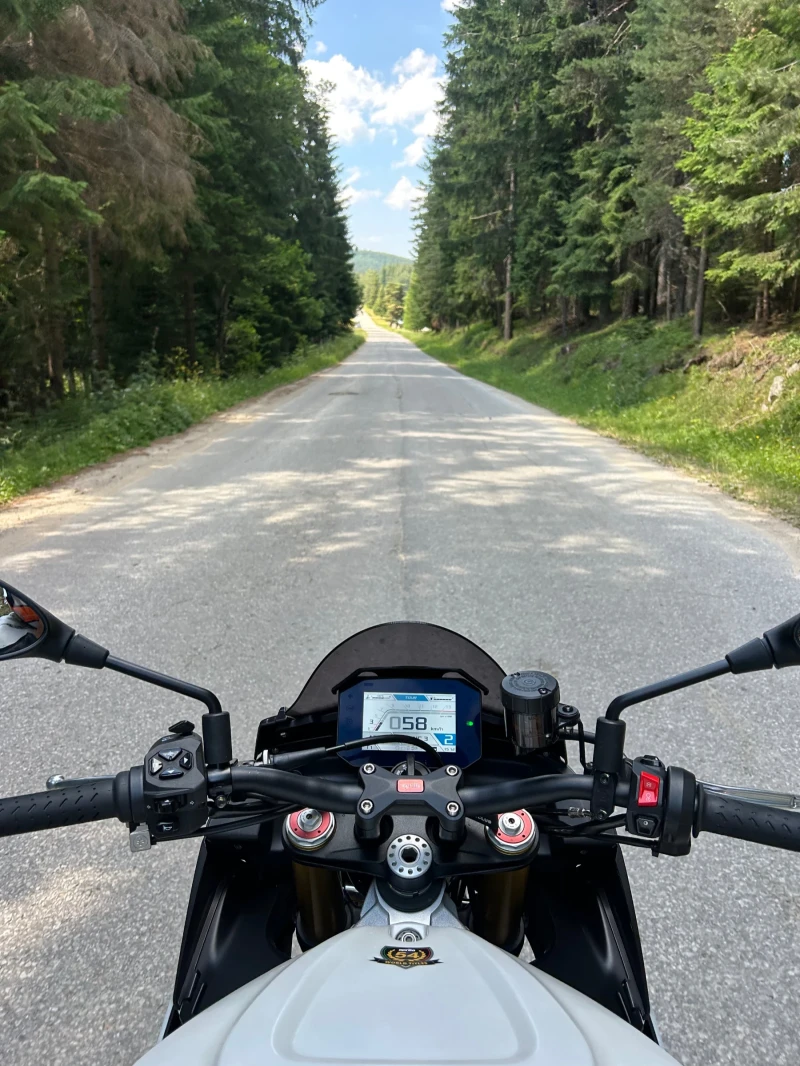 Aprilia Tuono 1100 V4, снимка 12 - Мотоциклети и мототехника - 52956824