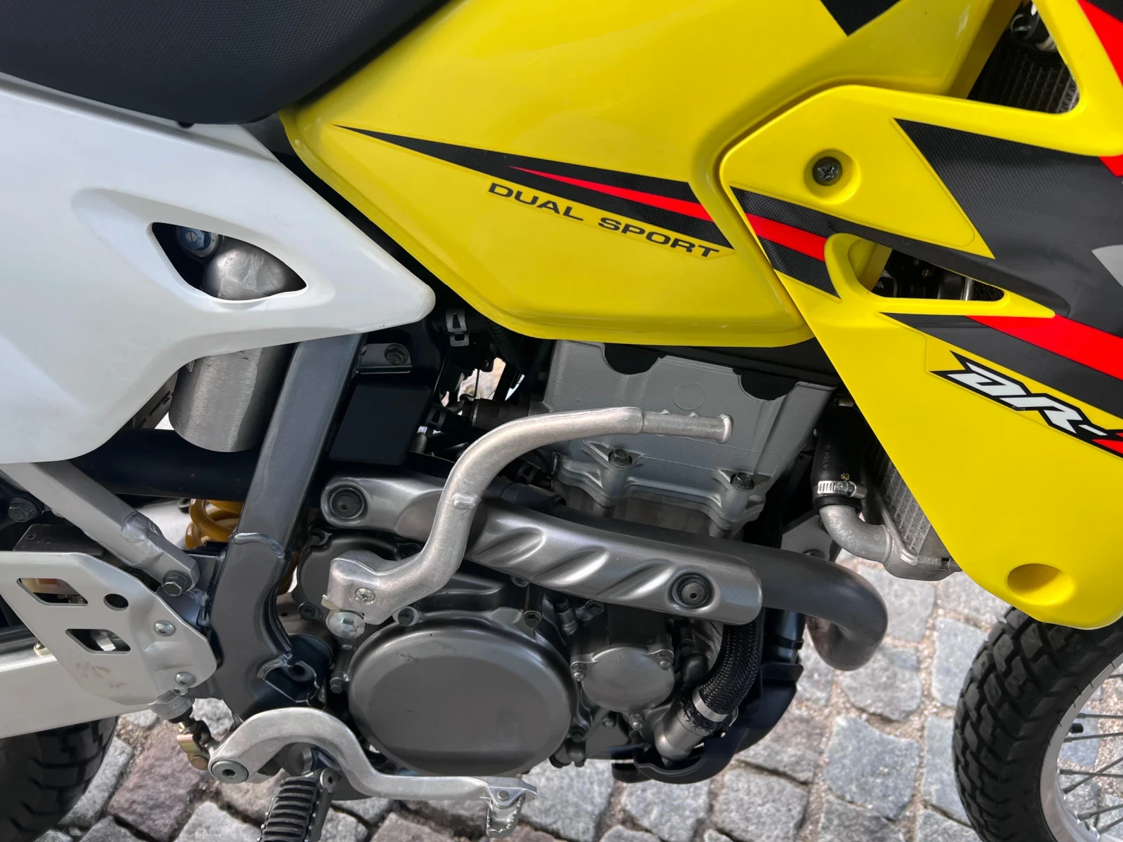 Suzuki DR-Z 400 Като нов, снимка 11 - Мотоциклети и мототехника - 53736543