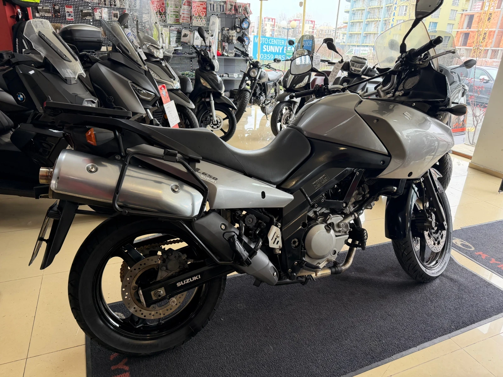Suzuki V-strom DL650I, снимка 4 - Мотоциклети и мототехника - 54077009