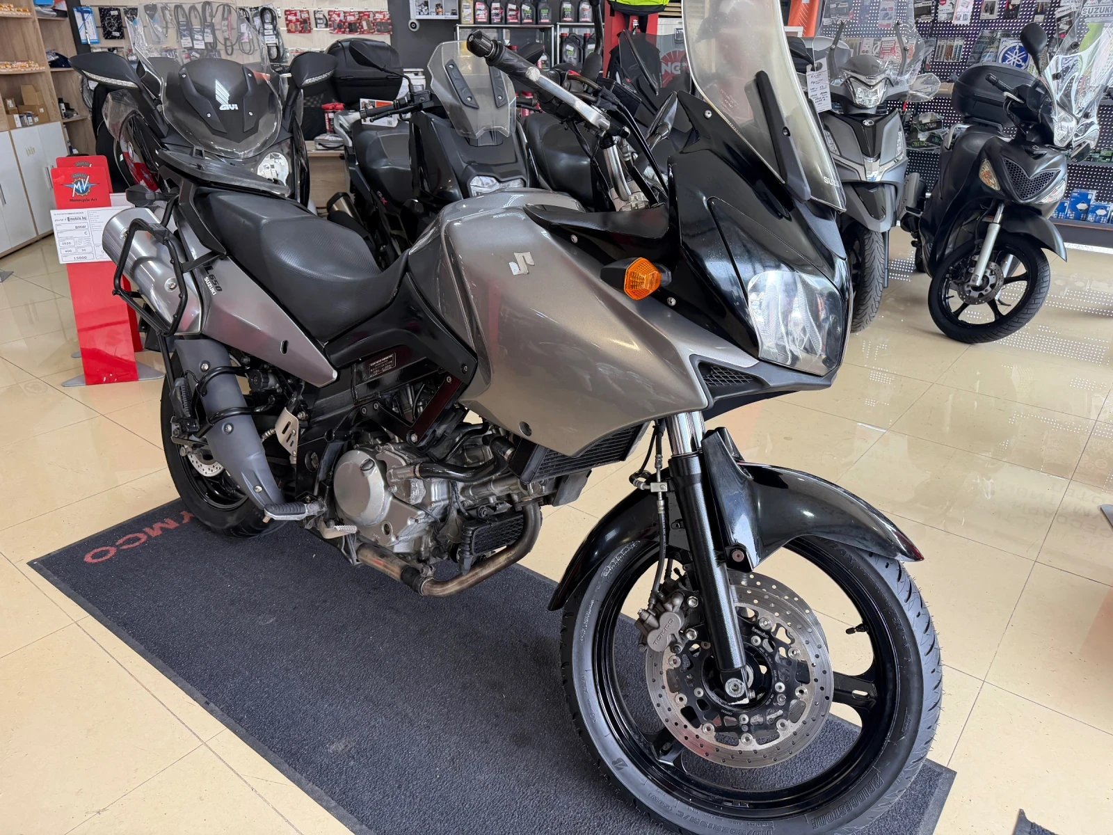 Suzuki V-strom DL650I, снимка 2 - Мотоциклети и мототехника - 54077009