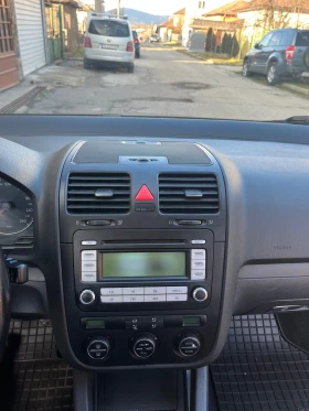 VW Golf 1.9 TDI * 105 к.с. * 6/Скорости * Регистриран * , снимка 15
