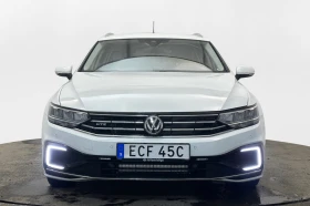 VW Passat 1.4 TSI* GTE* Sportscombi* Cam* Navi* Теглич* , снимка 2