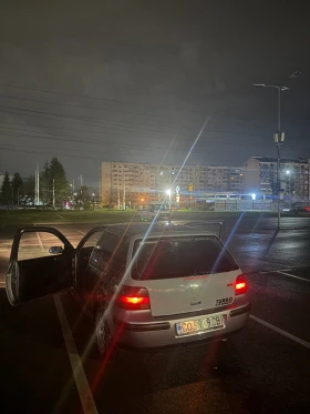 VW Golf - 1550 € / 3031.54 лв. - 63436678 3