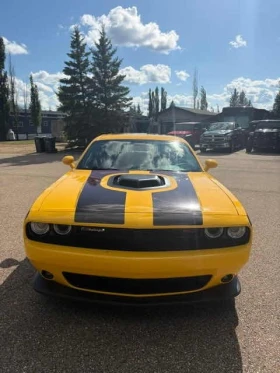 Dodge Challenger * Scat Pack Shaker * CARFAX * ОПЦИЯ ЗА ФИНАНСИРАНЕ | Auto.bg — изображение 17