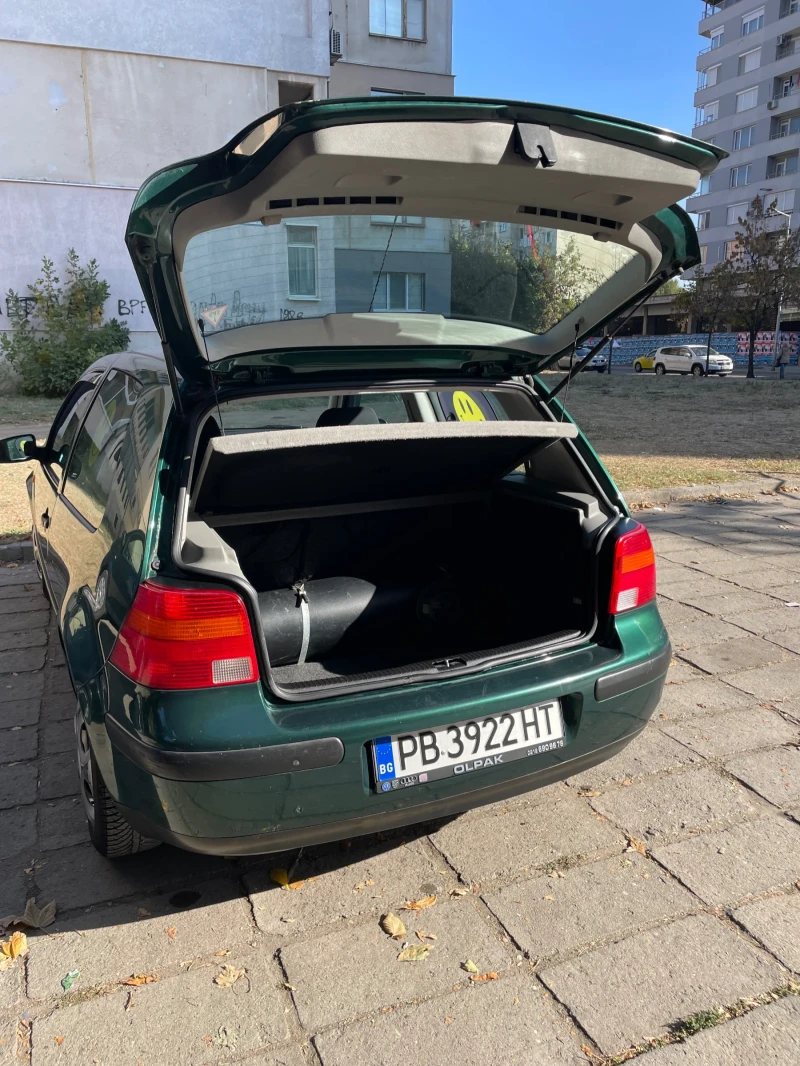 VW Golf, снимка 7 - Автомобили и джипове - 47702184