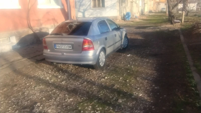 Opel Astra, снимка 6 - Автомобили и джипове - 49091289