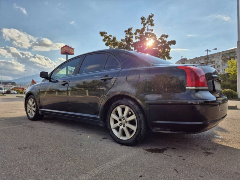 Toyota Avensis 1.8i LPG/АГУ 130кс, снимка 5 - Автомобили и джипове - 52551600