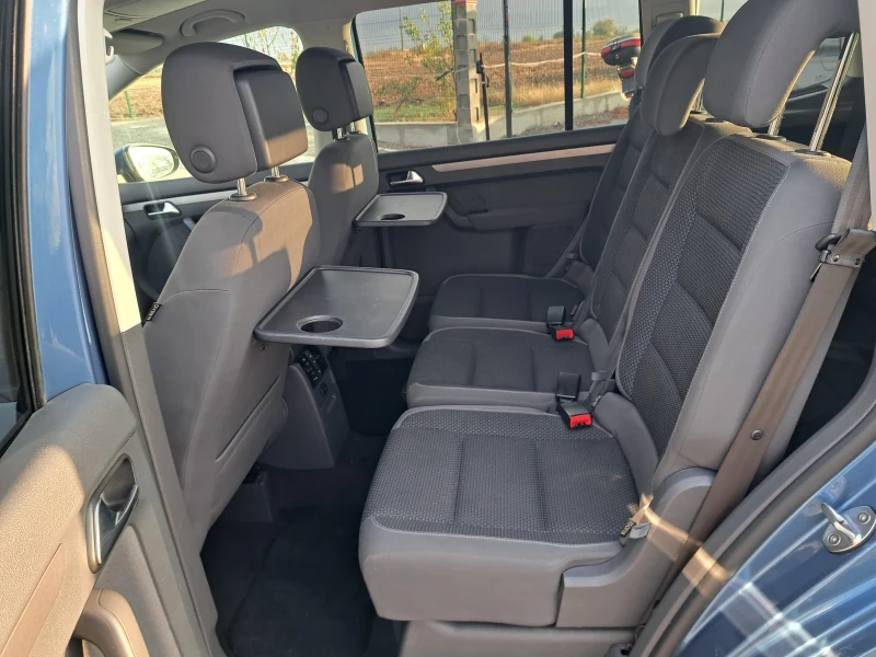 VW Touran 1, 6 tdi DSG, снимка 12 - Автомобили и джипове - 52096392