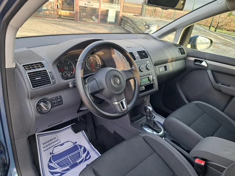 VW Touran 1, 6 tdi DSG, снимка 11 - Автомобили и джипове - 52096392
