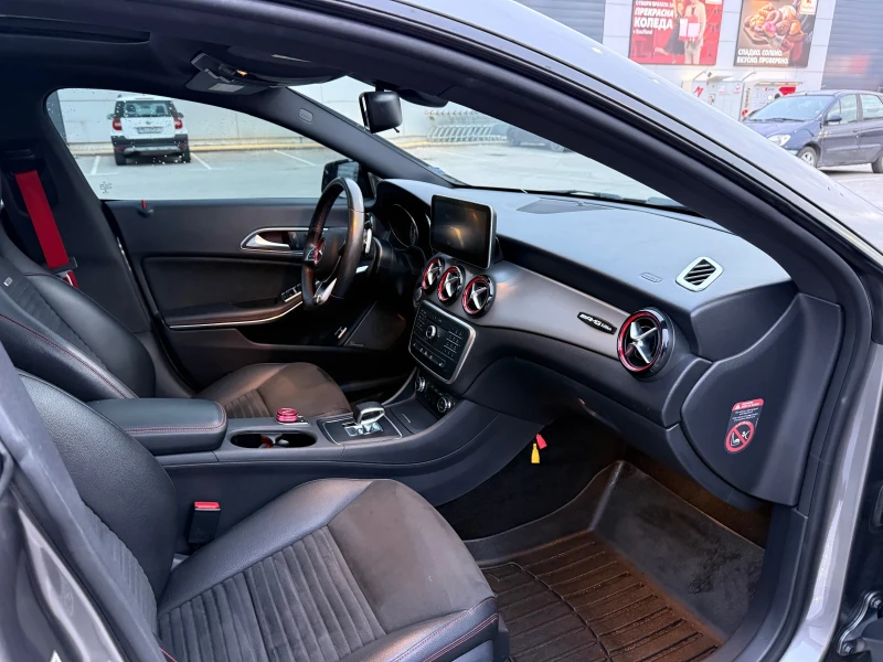 Mercedes-Benz CLA 45 AMG, снимка 11 - Автомобили и джипове - 53089271