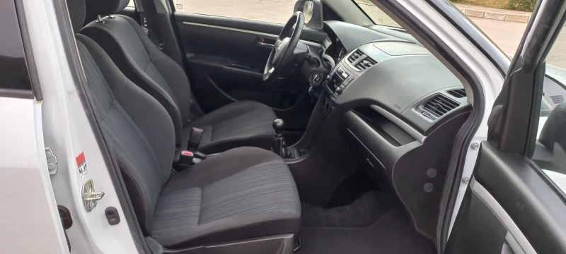 Suzuki Swift 1.2i 94ps, снимка 10 - Автомобили и джипове - 53263897