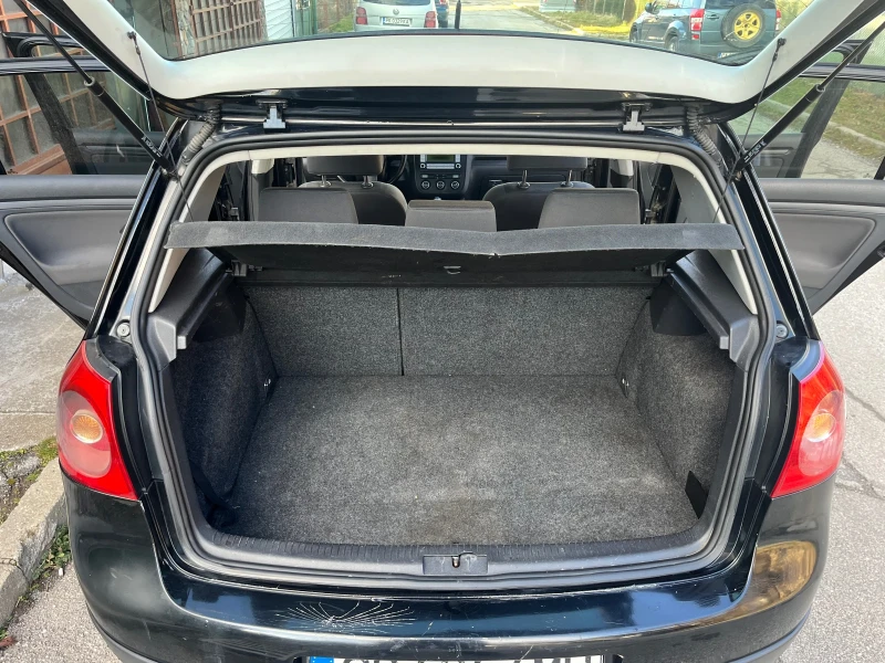 VW Golf 1.9 TDI * 105 к.с. * 6/Скорости * Регистриран * , снимка 13 - Автомобили и джипове - 53342643