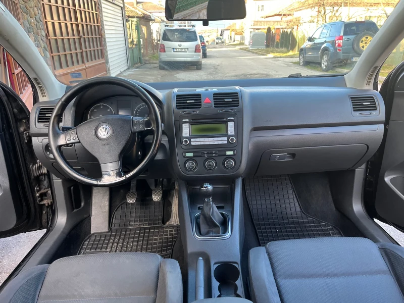 VW Golf 1.9 TDI * 105 к.с. * 6/Скорости * Регистриран * , снимка 14 - Автомобили и джипове - 53342643