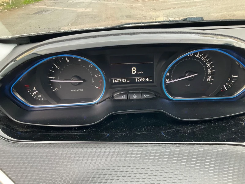 Peugeot 2008 1.2 PURETECH ALLURE EURO 6, снимка 7 - Автомобили и джипове - 53343706