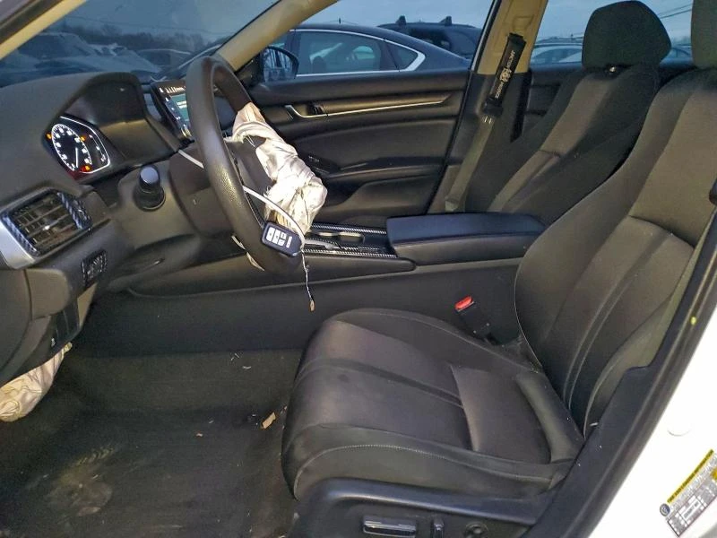 Honda Accord 1.5L 4 Front-wheel Drive - изображение 10