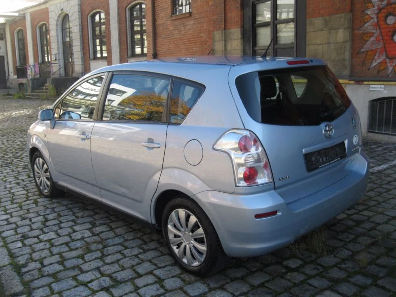 Toyota Corolla verso 2.0d4d, 2.2d4d