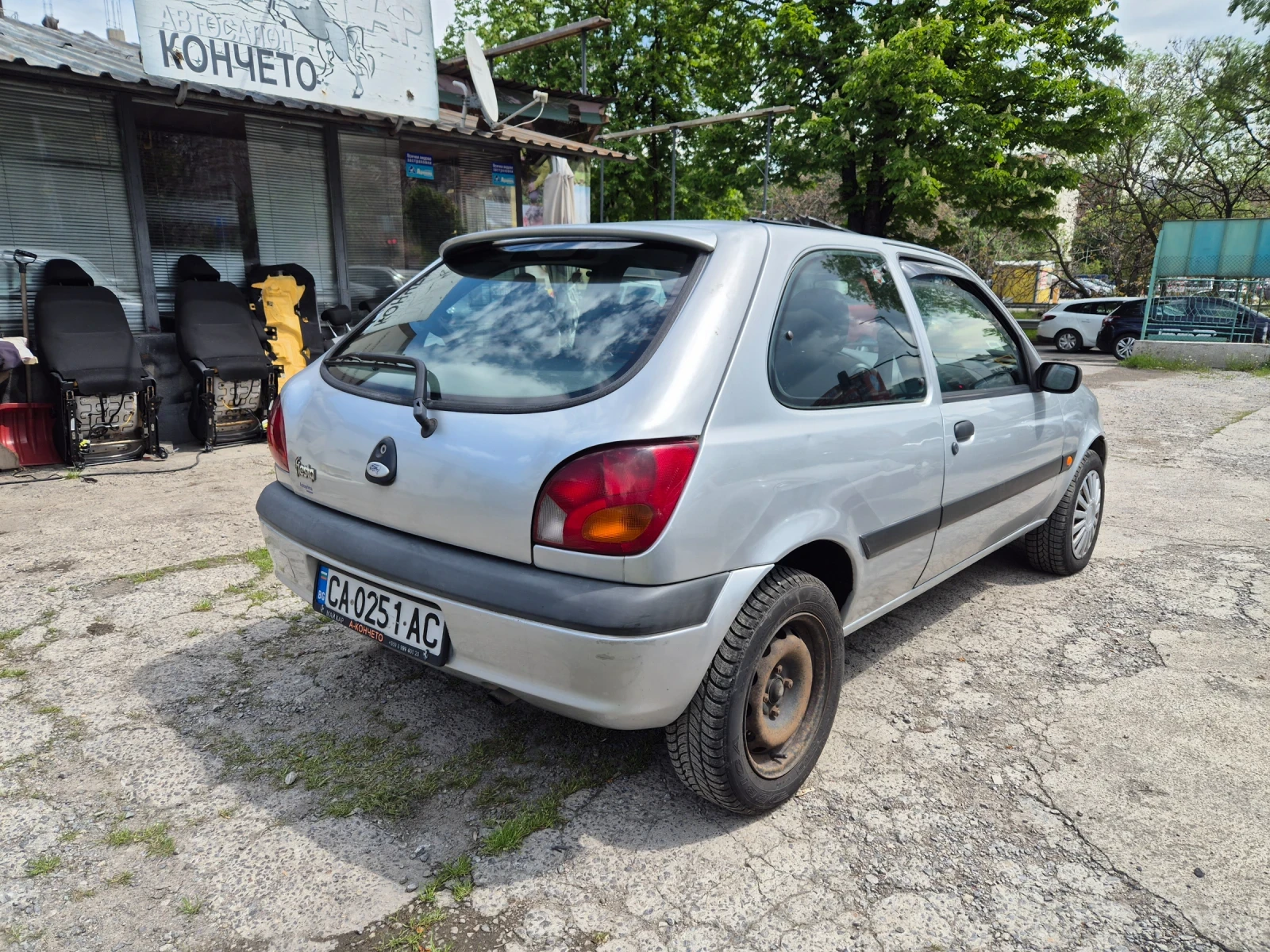 Ford Fiesta 1.8 DI 75k.c. - изображение 4