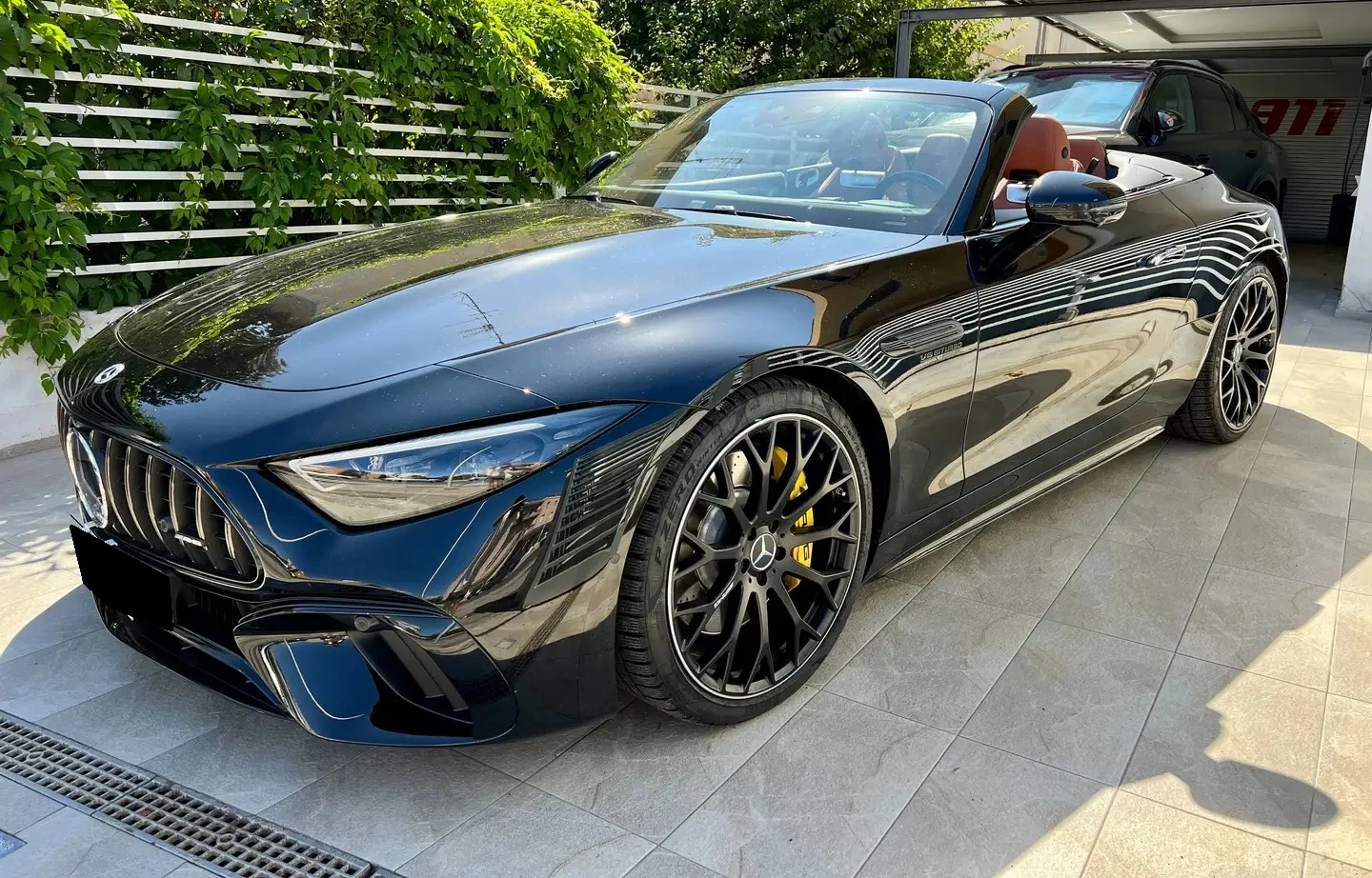 Mercedes-Benz SL 63 AMG V8 4MATIC+ Roadster - изображение 5