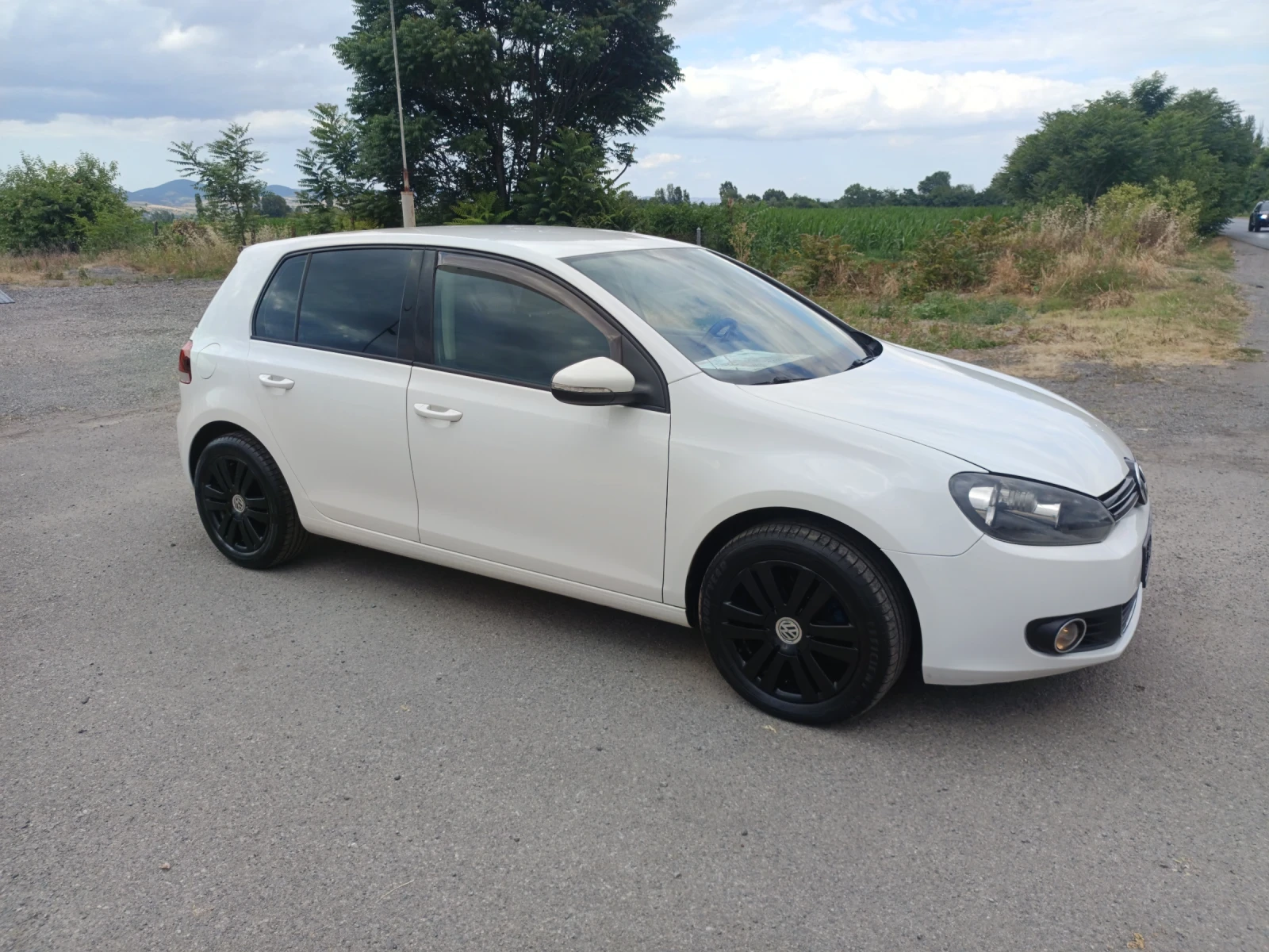 VW Golf 2.0 TDI-АВТОМАТ - изображение 5