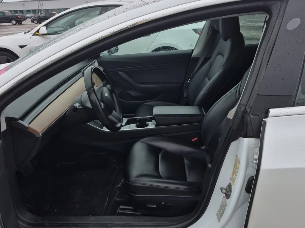 Tesla Model 3 * LONG RANGE BATTERY * CARFAX * ��� ������������ � | Mobile.bg � ����������� 5