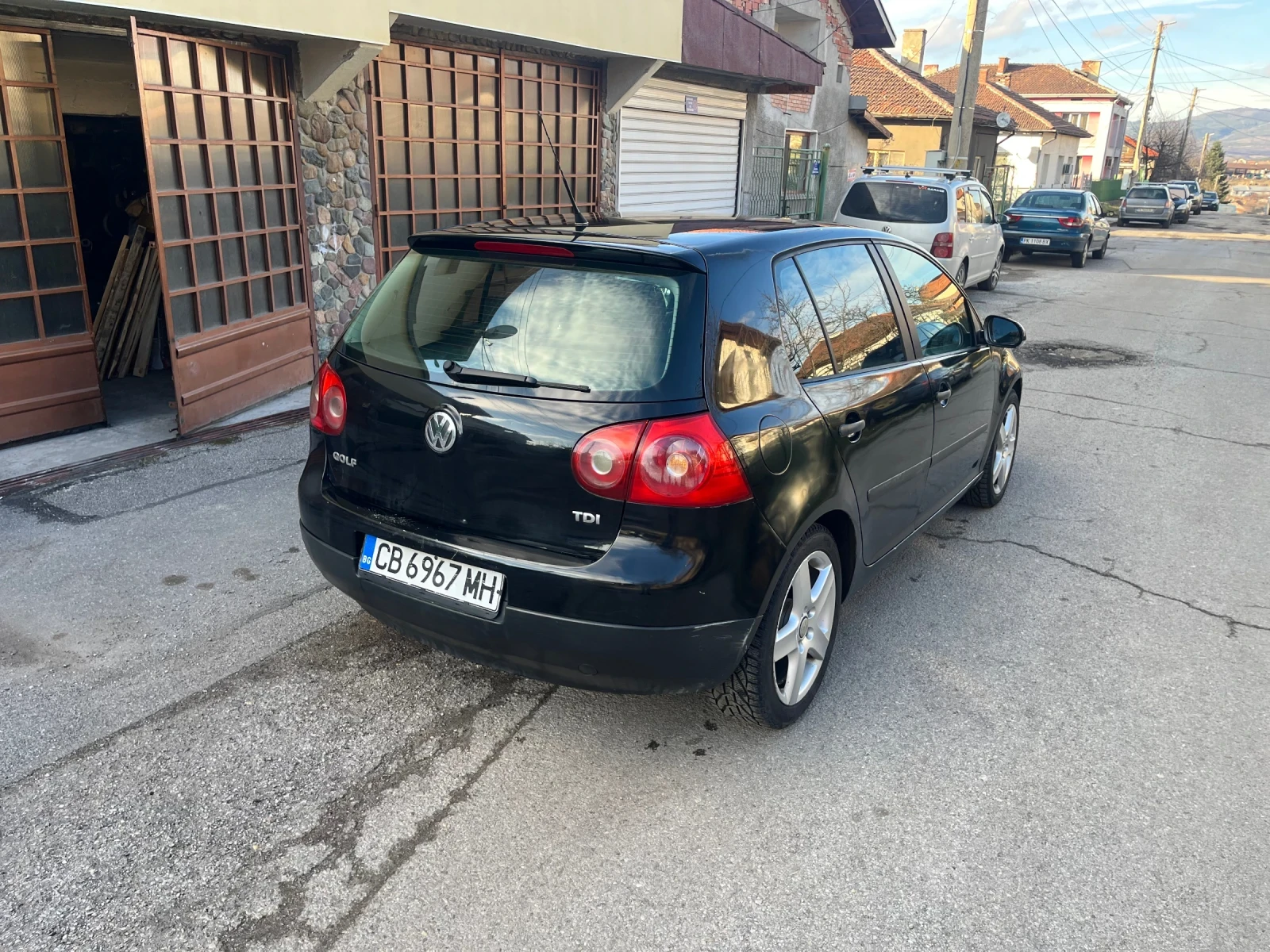 VW Golf 1.9 TDI * 105 к.с. * 6/Скорости * Регистриран *  - изображение 6