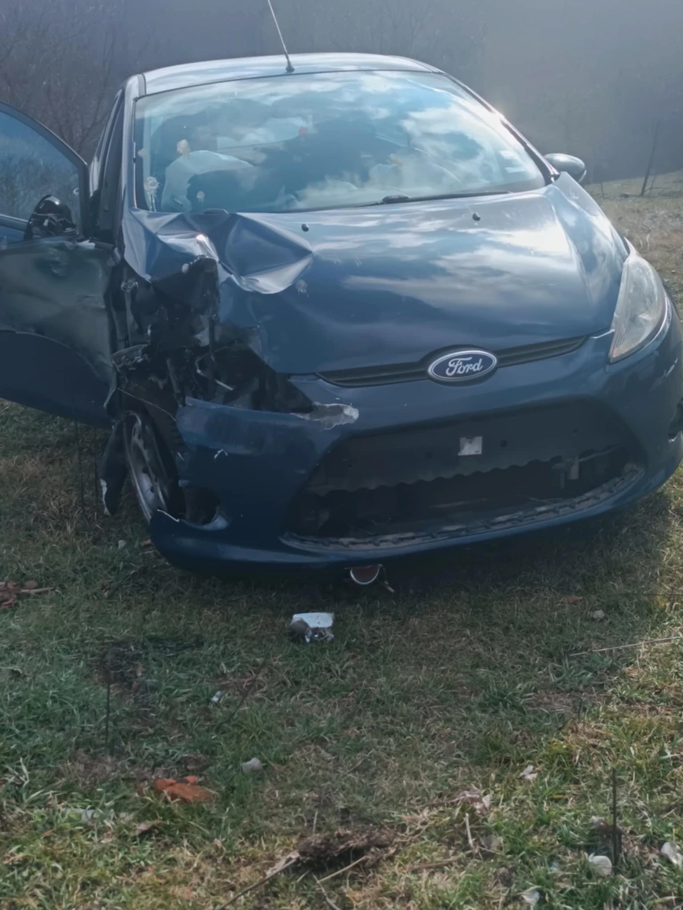 Ford Fiesta 1.25 бензин  - изображение 3